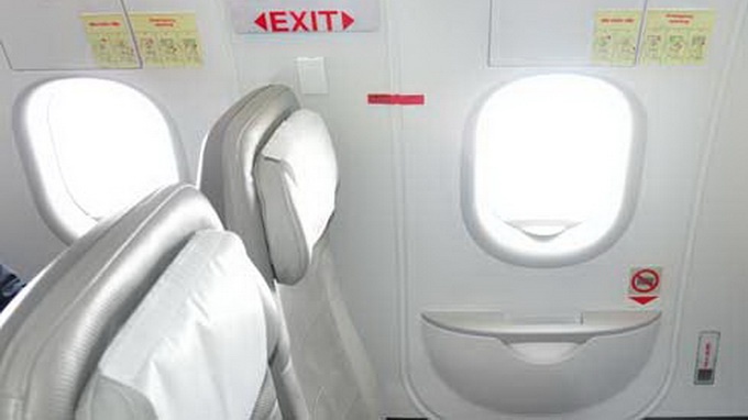 Tong giam doc gay roi bi cam bay hinh anh