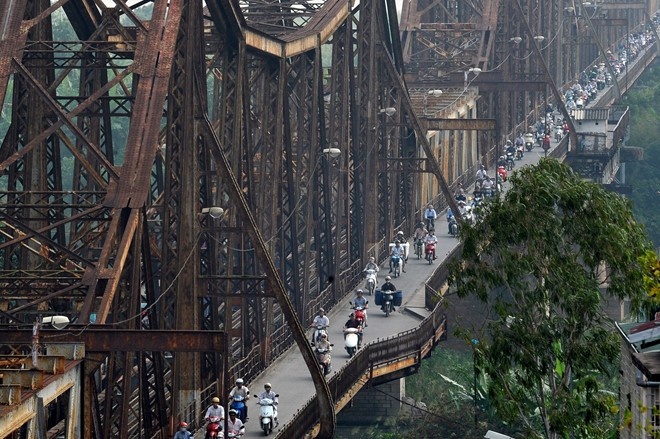 Thu tuong yeu cau khong do cau Long Bien hinh anh