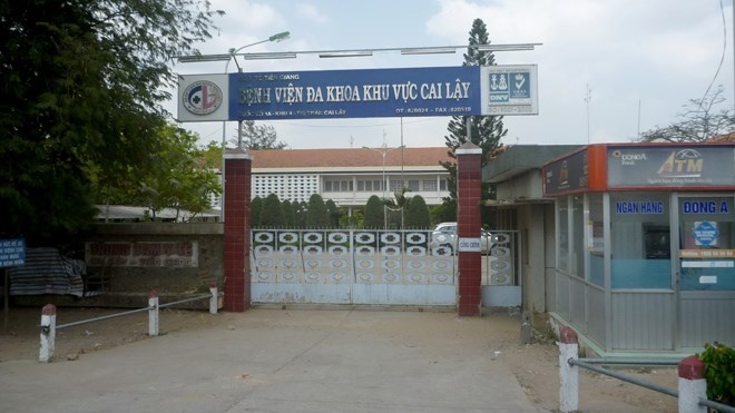 Be gai 11 tuoi chet bat thuong tai benh vien hinh anh