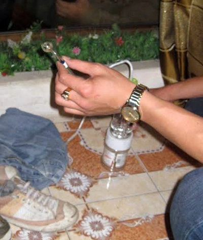 Dụng cụ sử dụng ma túy được tìm thấy