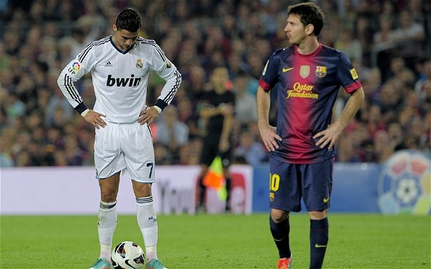 Dung ghet ai, hay yeu ca Ronaldo va Messi hinh anh
