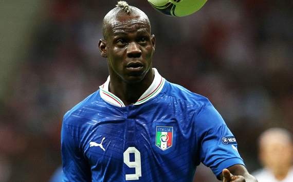 Hãy chứng tỏ mình đi, Balotelli.