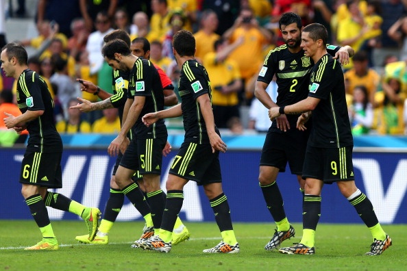 Tay Ban Nha - Lan cuoi cho mot the he hinh anh