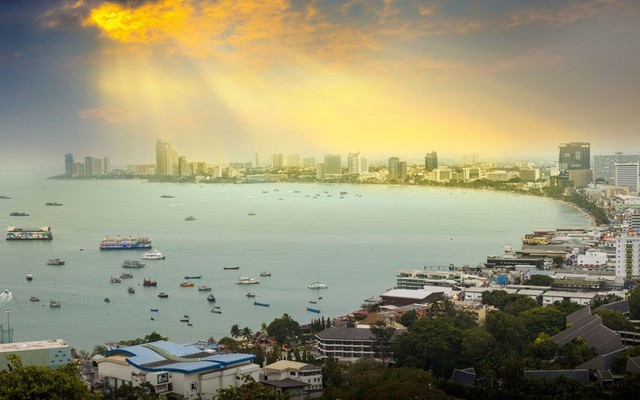 1. Pattaya: Giá phòng trung bình là 39 Bảng Anh (khoảng 1,28 triệu đồng), giảm 25% .