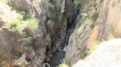 Vua Felipe của Tây Ban Nha sẽ là một trong những vị khách đầu tiên khám phá con đường đã được 