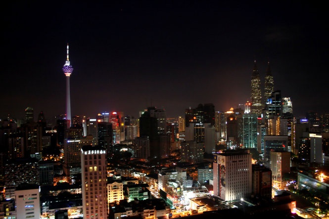 Tháp KL, Kuala Lumpur, Malaysia cao 421m, khánh thành năm 1995 - Ảnh: mapsofworld.com.