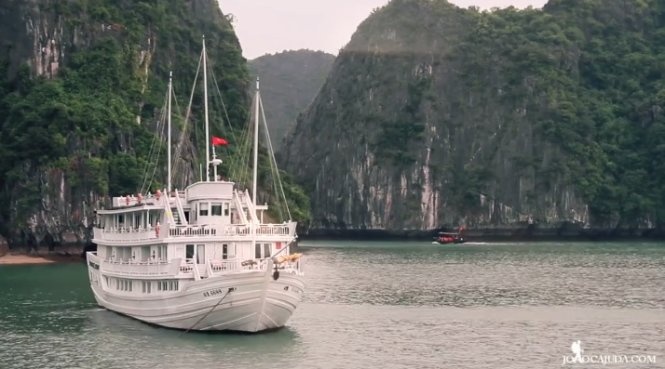 Vịnh Hạ Long trong clip Vẻ đẹp Việt Nam. Ảnh chụp từ clip.