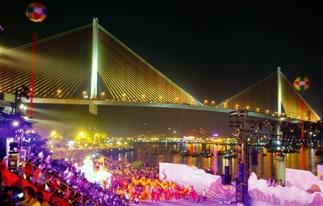 4.000 ve mien phi du Carnaval Ha Long 2015 hinh anh