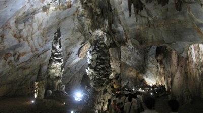 Quang Binh chuan bi khai thac tuyen du lich kham pha Hang Va hinh anh