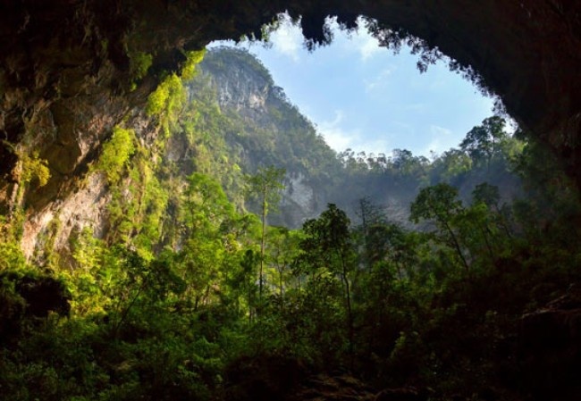 Hang Sơn Đoòng sẽ đóng cửa 4 tháng để phục hồi hệ sinh thái. Ảnh: Báo SGGP.