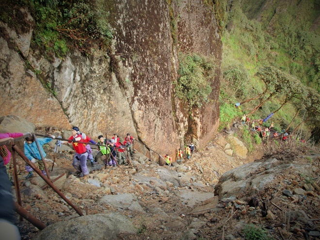 An tuong tung cung duong len dinh Fansipan hinh anh