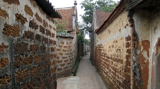 Làng cổ Đường Lâm.