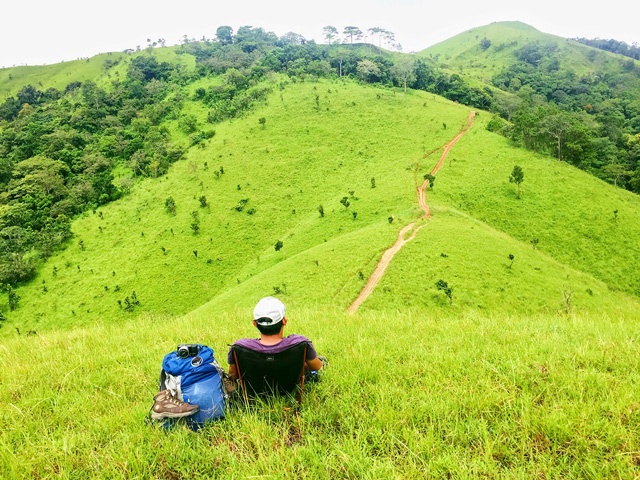 4 diem trekking hap dan nhat mien Trung hinh anh