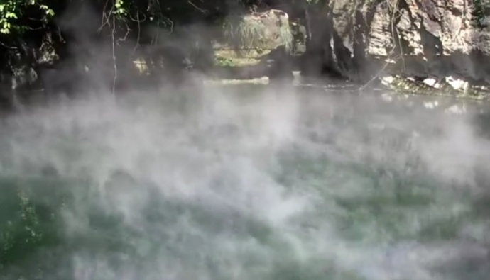 Dong song o Amazon nuoc soi sung suc quanh nam hinh anh