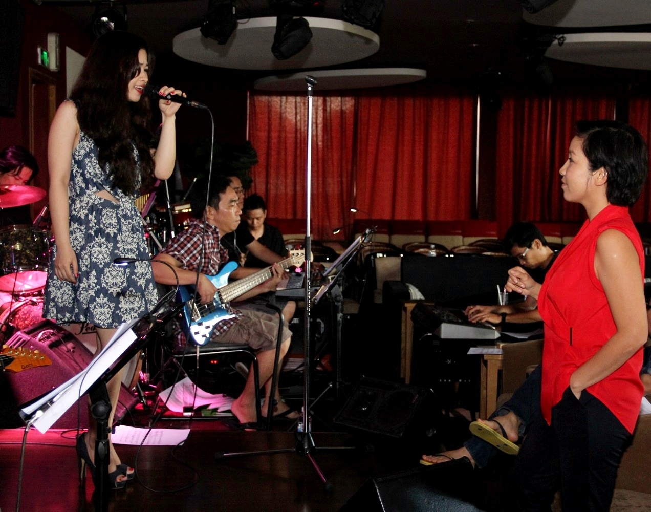 Duong Hoang Yen cang thang truoc vong Do van hinh anh