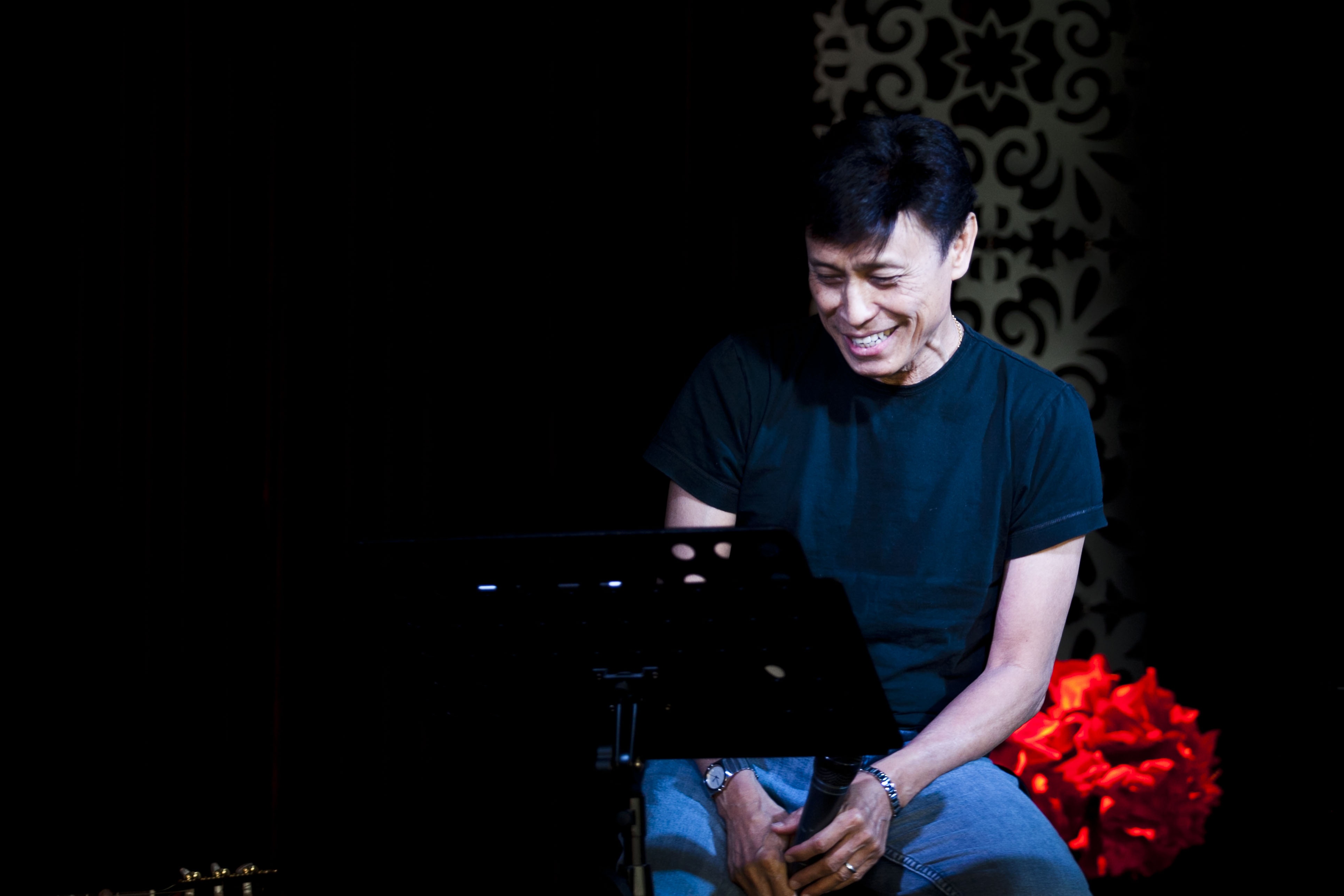 Tuan Ngoc - Khanh Ha nang no voi khan gia que nha hinh anh