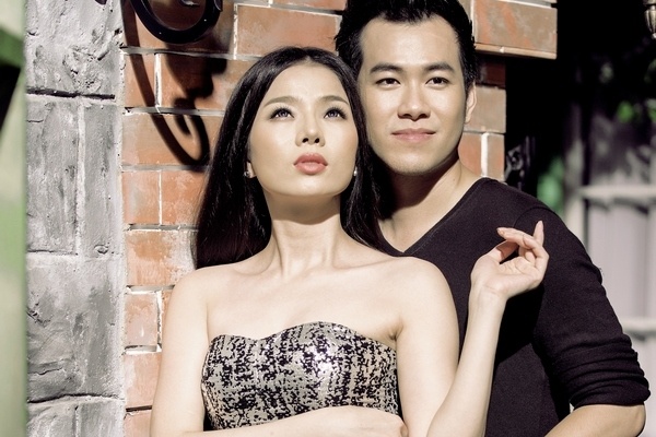 Le Quyen tinh tu ben 'nguoi tinh' moi hinh anh