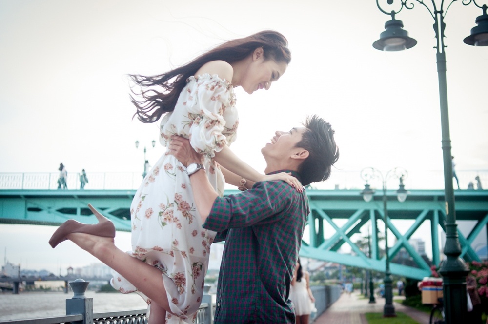 Huong Giang Idol tinh tu ben hot boy hinh anh