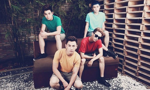 365 tre trung va nam tinh trong loat anh vang Tronie hinh anh