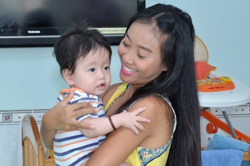 Doan Trang dem Trung thu den tre em thieu may man hinh anh