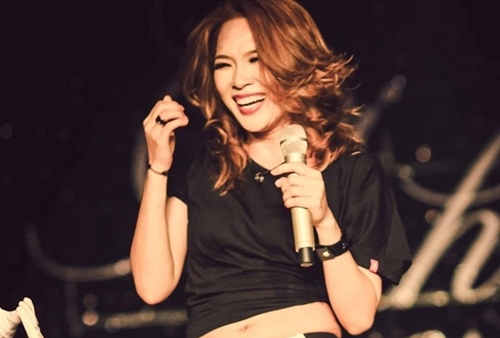 My Tam tranh giai 'Nghe si quoc te xuat sac' MTV EMA hinh anh