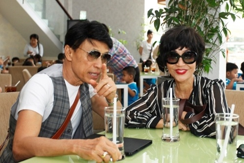 Danh ca Khanh Ha tre trung o tuoi luc tuan hinh anh