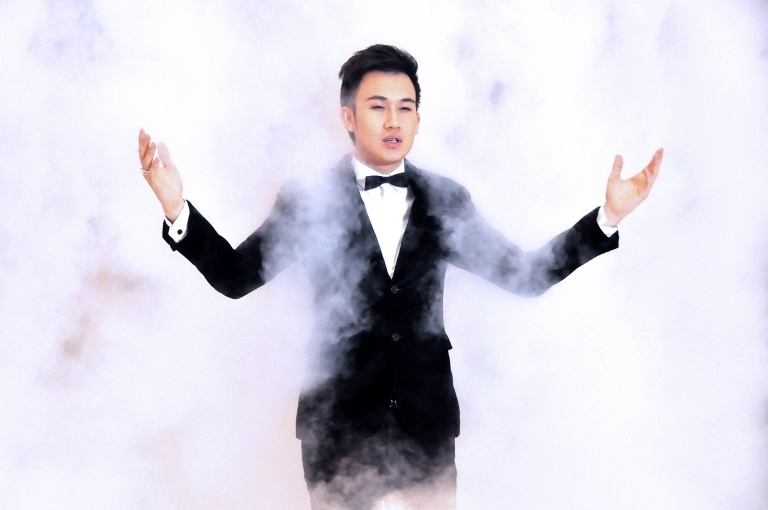 Duong Trieu Vu tung hinh anh ma mi trong MV moi hinh anh