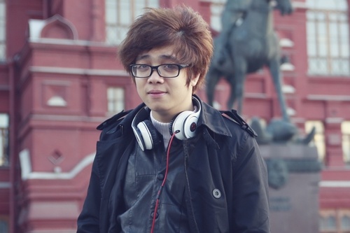 Bui Anh Tuan hoa 'dien' trong ngay tro lai showbiz hinh anh