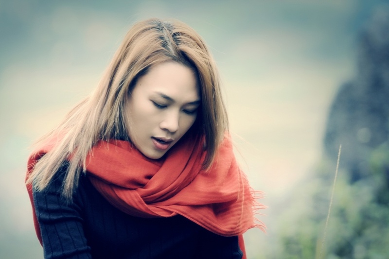 My Tam lan dau khoe mat moc trong MV hinh anh