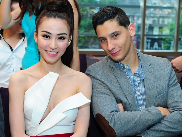 Dan my nhan Viet ra mat 'Buoc nhay hoan vu' hinh anh