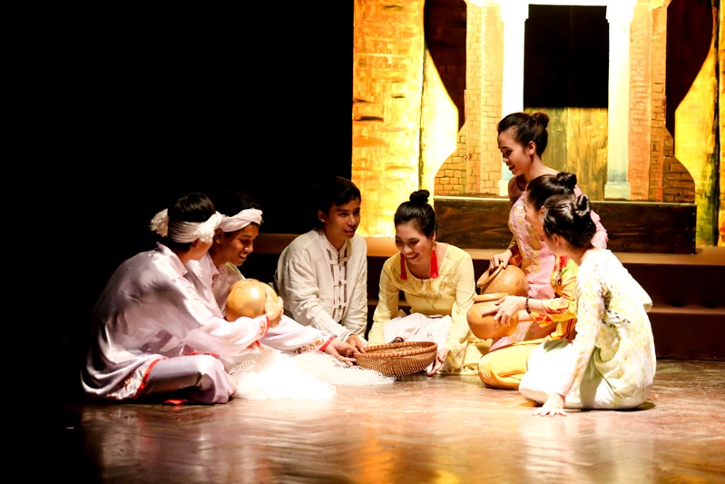 Trai nghiem le hoi nam moi qua 'Cuoc du hanh Champa' hinh anh