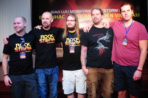 Nhom rock chau Au san sang dot chay RockStorm hinh anh
