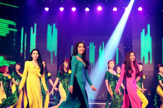 Nhung ca khuc moi ron rang cho dip Tet hinh anh