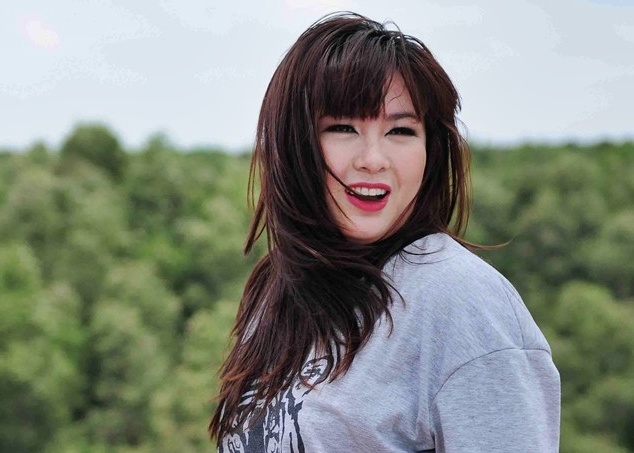 Duong den chung ket Idol cua 'bup be quai vat' Minh Thuy hinh anh