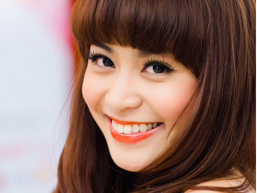 Thanh Bui: 'Hoang Thuy Linh la tam guong cho the he tre' hinh anh