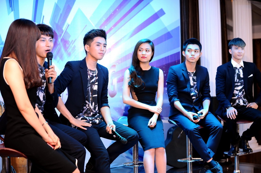 Ngoài những tiết mục riêng, 365 và Hoàng Thuỳ Linh cũng sẽ lần đầu tiên đứng chung sân khấu trong một tiết mục được đầu tư đặc sắc và ấn tượng, đậm chất giải trí. Chương trình diễn ra vào thứ 7 ngày 17/5 tại trung tâm Queen Hall (TP.HCM).