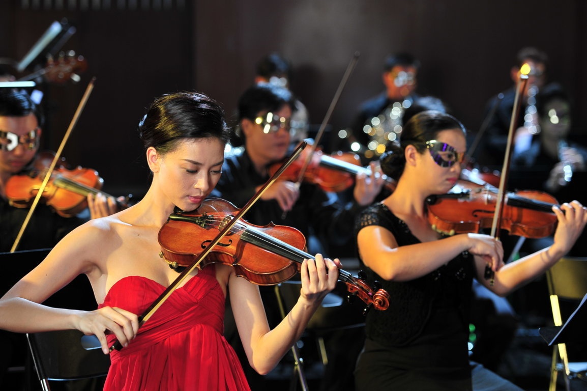 Không xuất hiện cùng nhau trong nhiều sự kiện, nhưng ít ai biết được rằng giữa Ngô Thanh Vân luôn gọi Đàm Vĩnh Hưng là người anh lớn cũng như luôn có mặt khi người anh cần. 