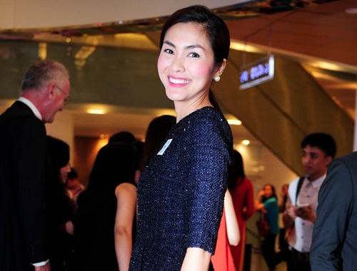 Tang Thanh Ha le bong di su kien hinh anh