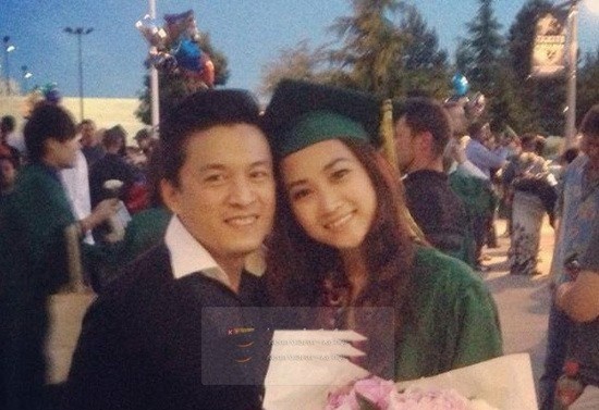 Mặc dù chưa chính thức làm đám cưới nhưng Lam Trường và Yến Phương đã đăng kí kết hôn, tổ chức lễ ăn hỏi vào tháng 5/2013.