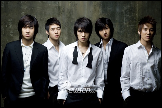 Hug (International Version)-DBSK hinh anh