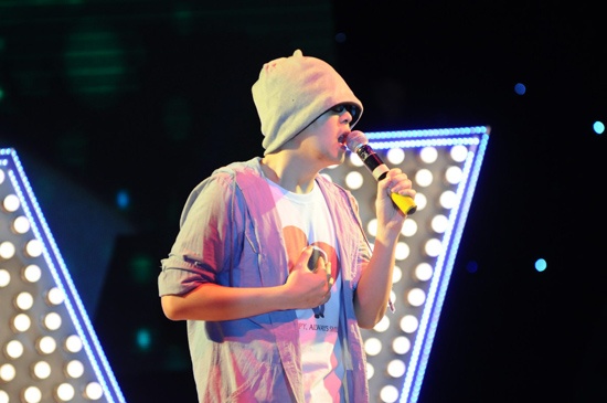 Tháng 10 năm 2012, Wanbi Tuấn Anh tuyên bố tạm nghỉ hát và chia sẻ về việc mình bị mắc chứng bệnh u tuyến yên trong não mà theo lời của bác sĩ thì 