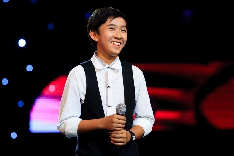 Cau be chan de khien huan luyen vien tha thiet 'du do' hinh anh