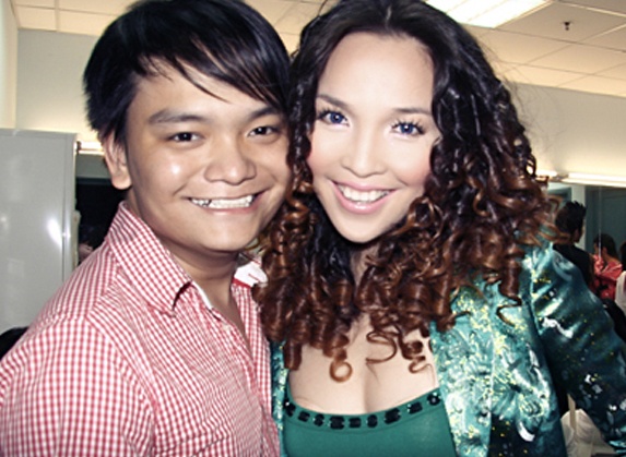 Hiền Thục và stylist Trịnh Tú Trung chơi thân với nhau từ những ngày đầu khi nữ ca sĩ tham gia showbiz.