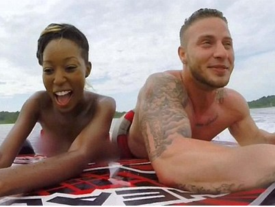 Truyen hinh tro lai trao luu kiem tien tu show khoa than hinh anh