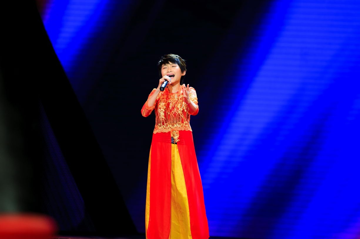 Mai dinh lang bien - Nguyen Khanh Hue hinh anh