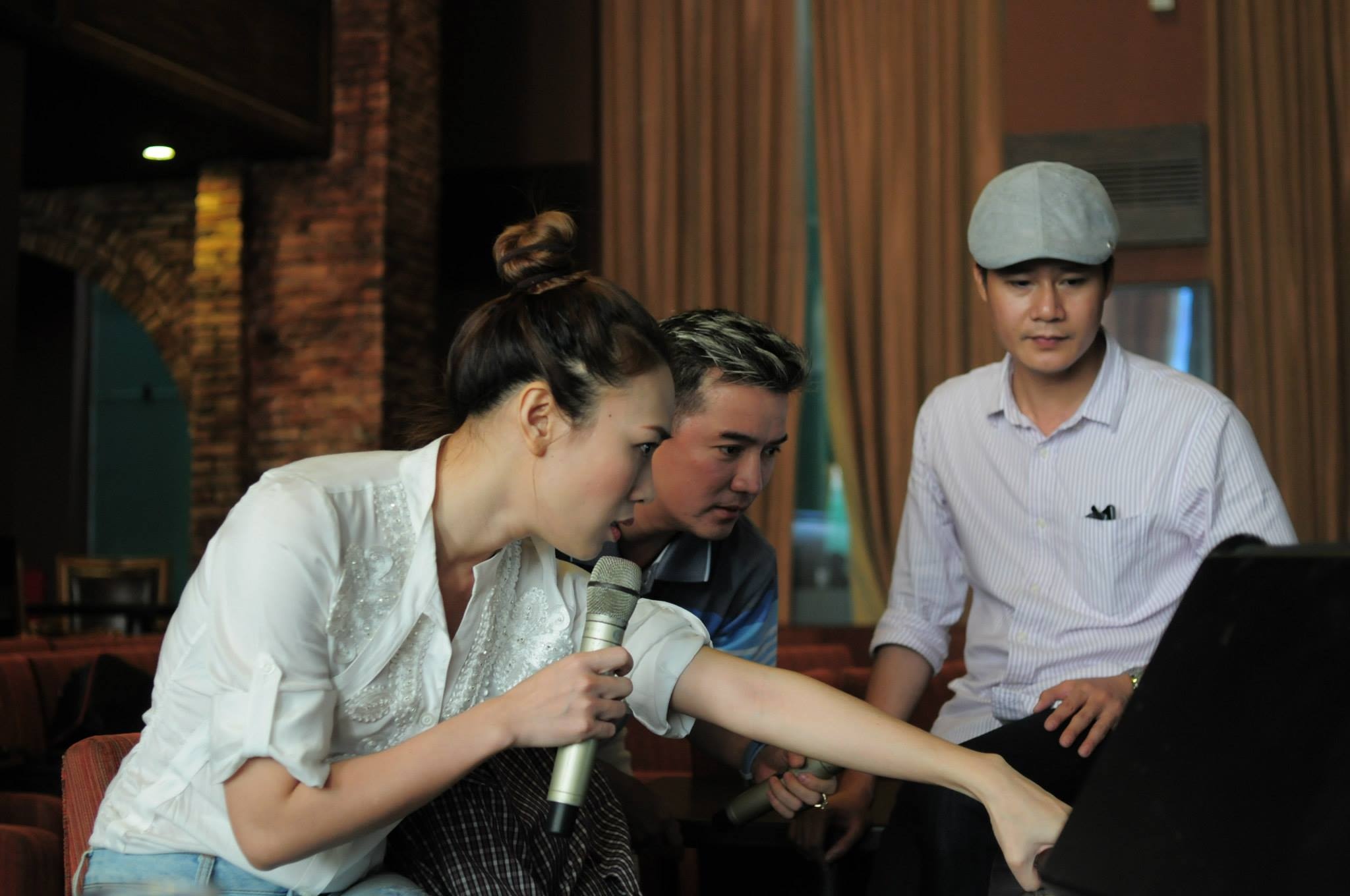 Dan sao 'khung' Vpop bi mat tu hop hinh anh