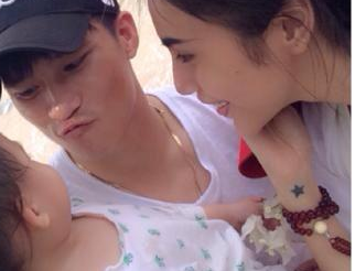 Thuy Tien - Cong Vinh lan dau khoe hinh con gai cung hinh anh