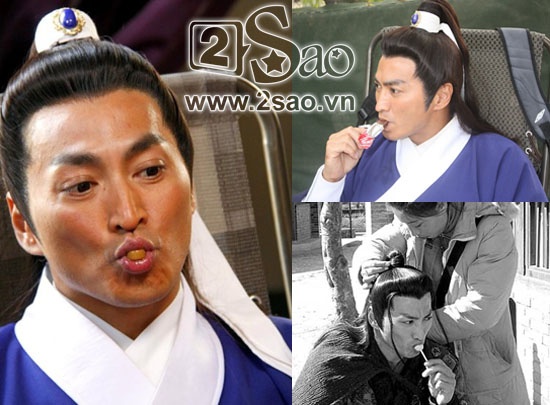 Ngự Miêu Triển Chiêu này rất thích ăn kẹo …