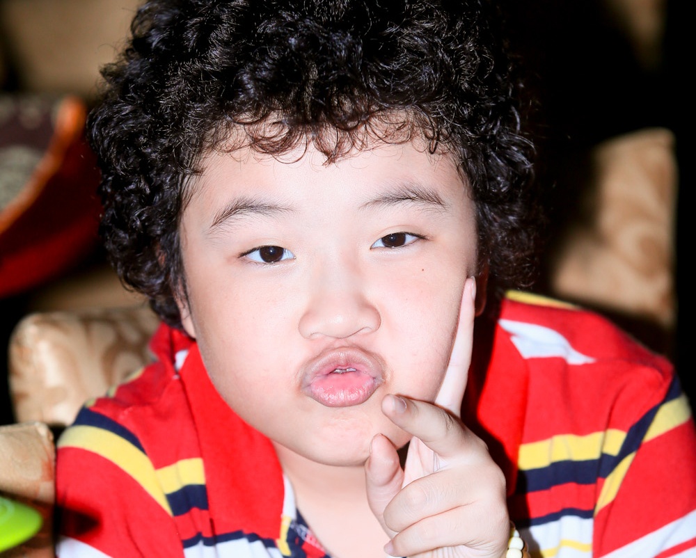 Hoang Anh toc xu muot mo hoi tren san tap hinh anh