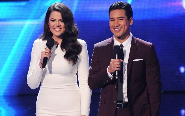 Lời nói của Kloe được cho là phản ứng tồi tệ của một MC dẫn chương trình trực tiếp. Điều này đã khiến cho tinh thần của thí sinh cũng như khán giả cảm thấy không thoải mái. Giám khảo Simon Cowell bình luận rằng Kloe có vẻ rất sexy nhưng lại khá vô duyên trong buổi tối hôm đó. Ở mùa tiếp theo, nhà sản xuất của chương trình này từ chối mời Kloe Karashian trở lại vị trí này.